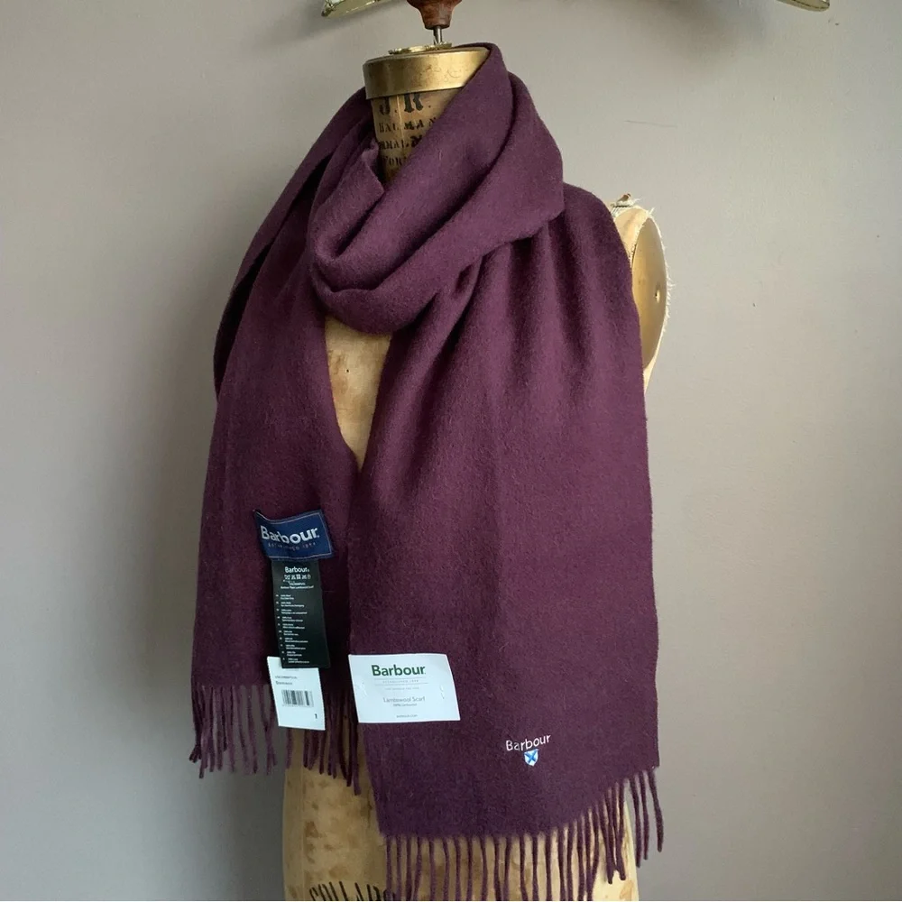 NWT Barbour Plain Lambswool Scarf in Damson Purple, unisex